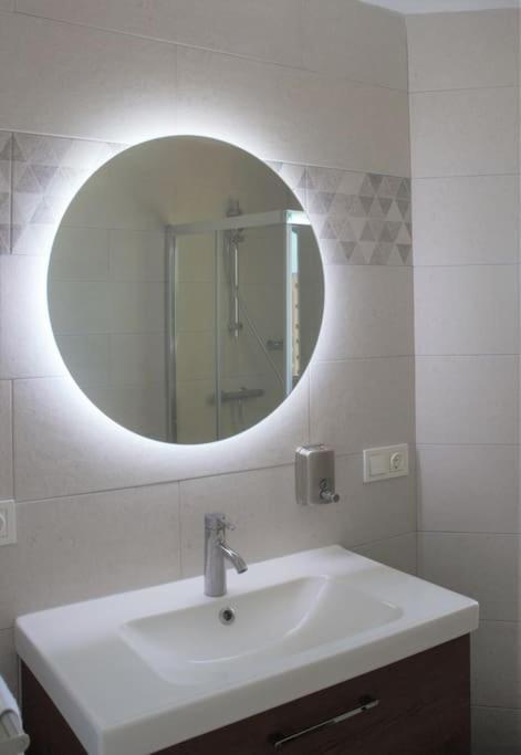Apartment Mercedes 2 Bedroom, Sea Views Torremolinos